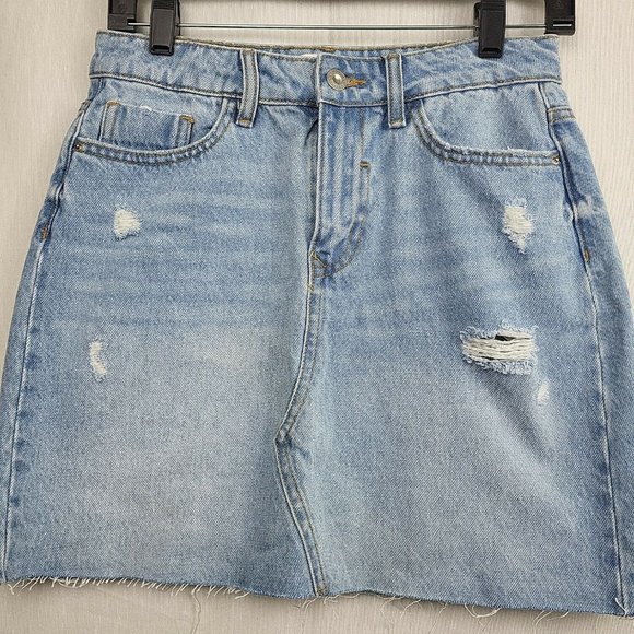 Zara Dresses & Skirts - Zara Womens Blue Distressed Raw Hem Denim Short Mini Skirt Size Small